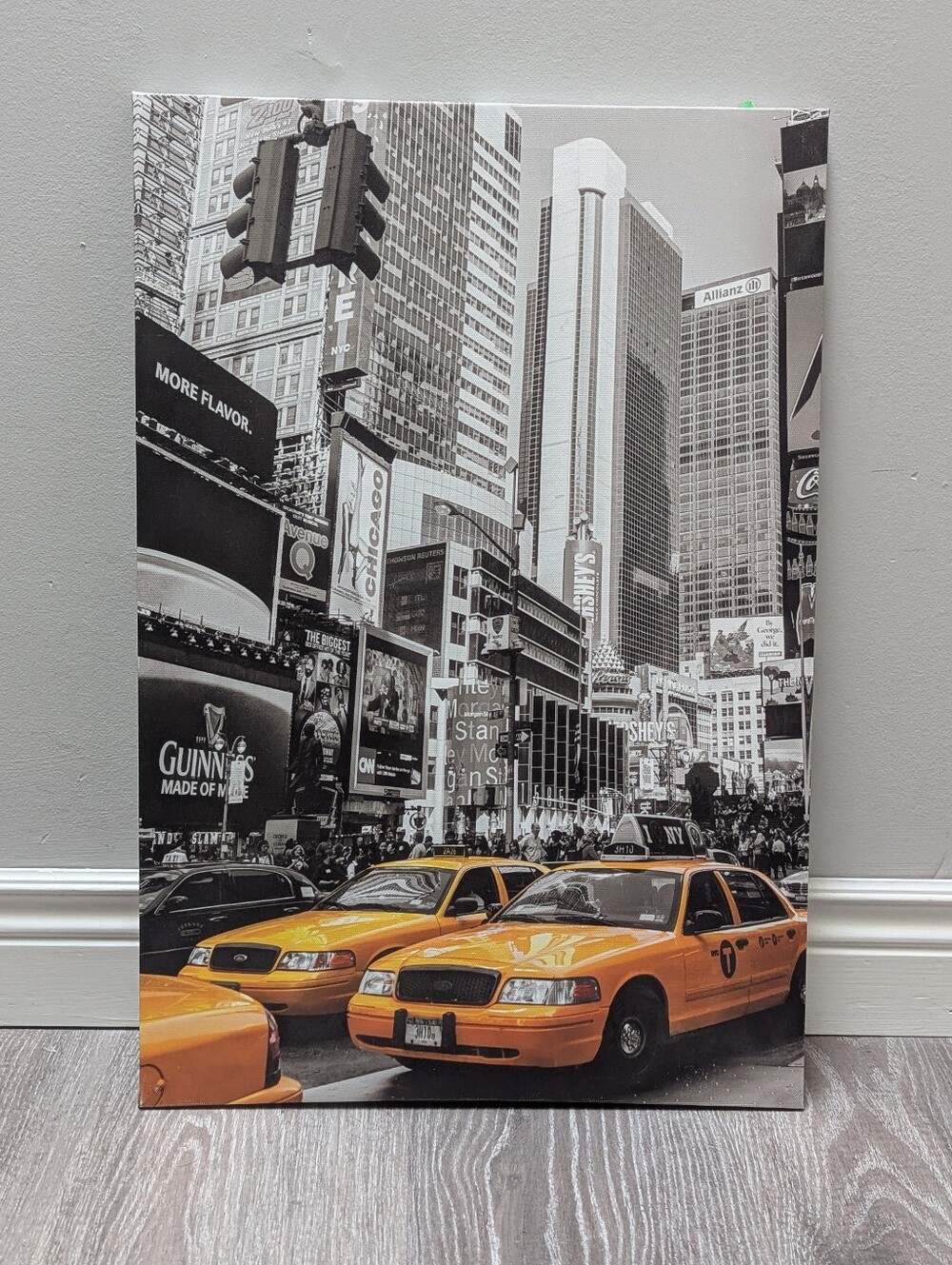WALL ART | pop of colour nyc times square